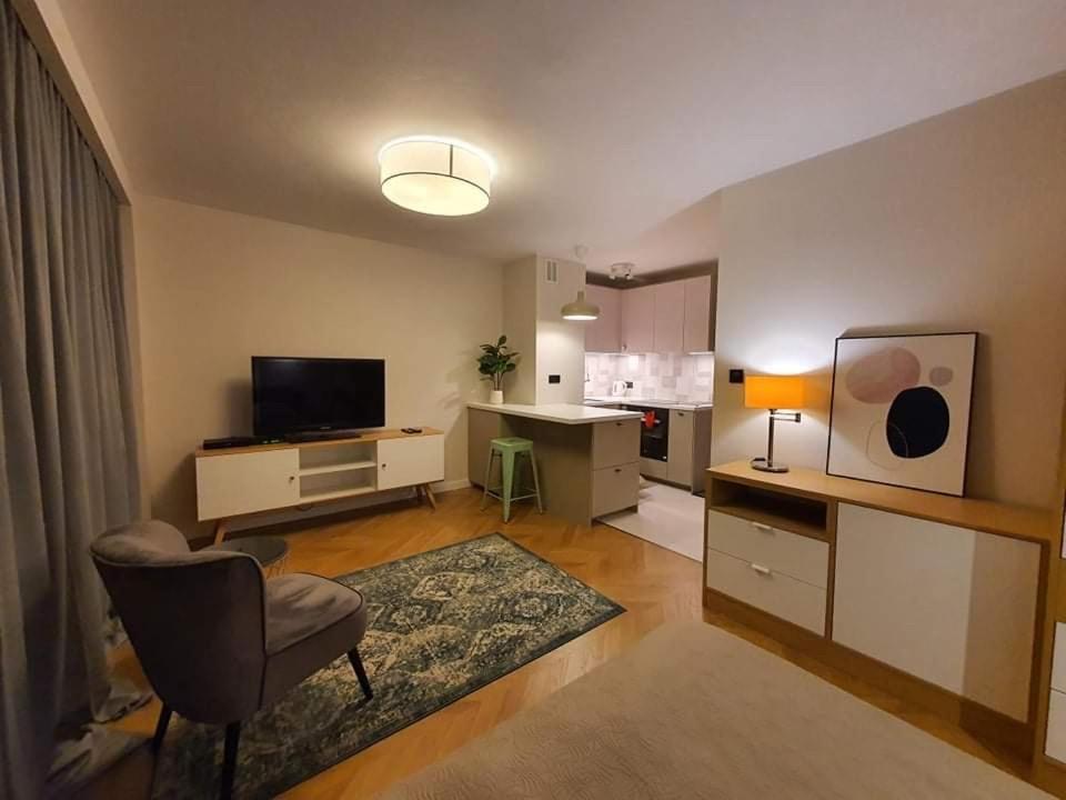 Mlociny Metro Apartment 3 Warschau Buitenkant foto