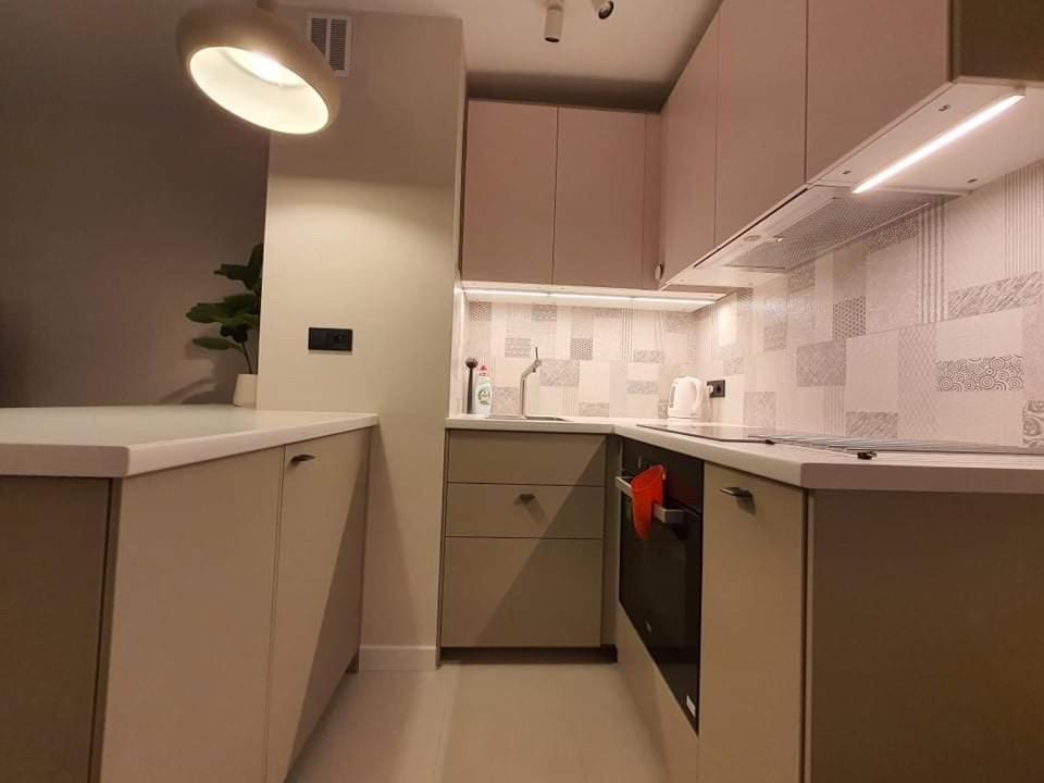 Mlociny Metro Apartment 3 Warschau Buitenkant foto
